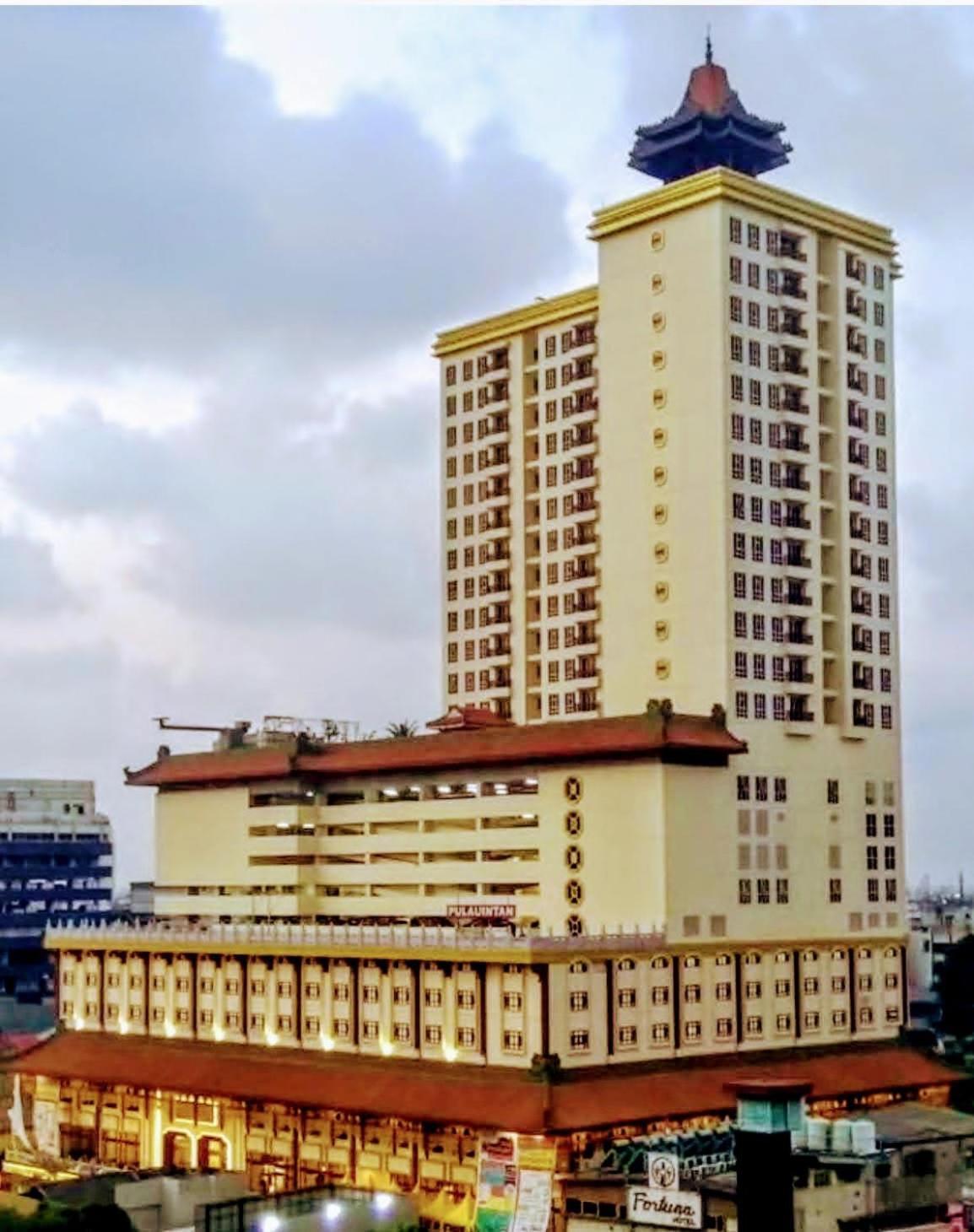 2Br Lucky Tower Residence Jakarta Old Town Top Floor Condo Kültér fotó