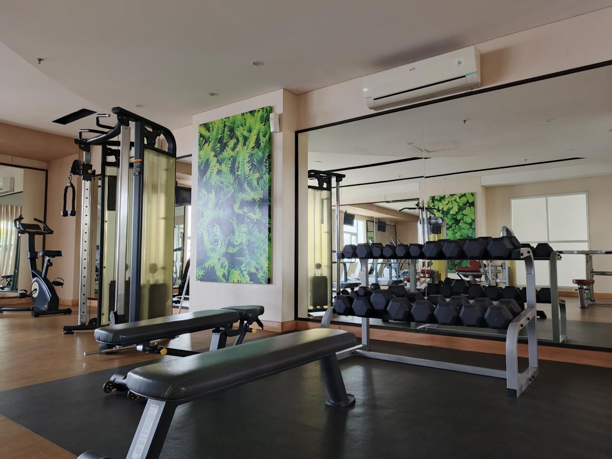 2Br Lucky Tower Residence Jakarta Old Town Top Floor Condo Kültér fotó