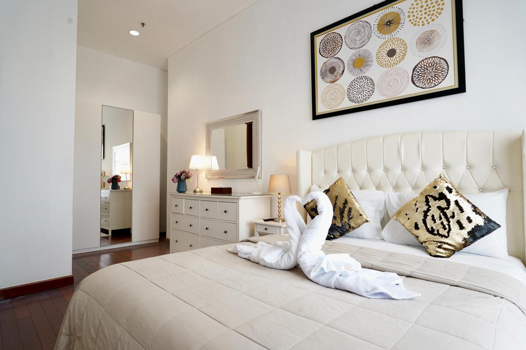 2Br Lucky Tower Residence Jakarta Old Town Top Floor Condo Kültér fotó