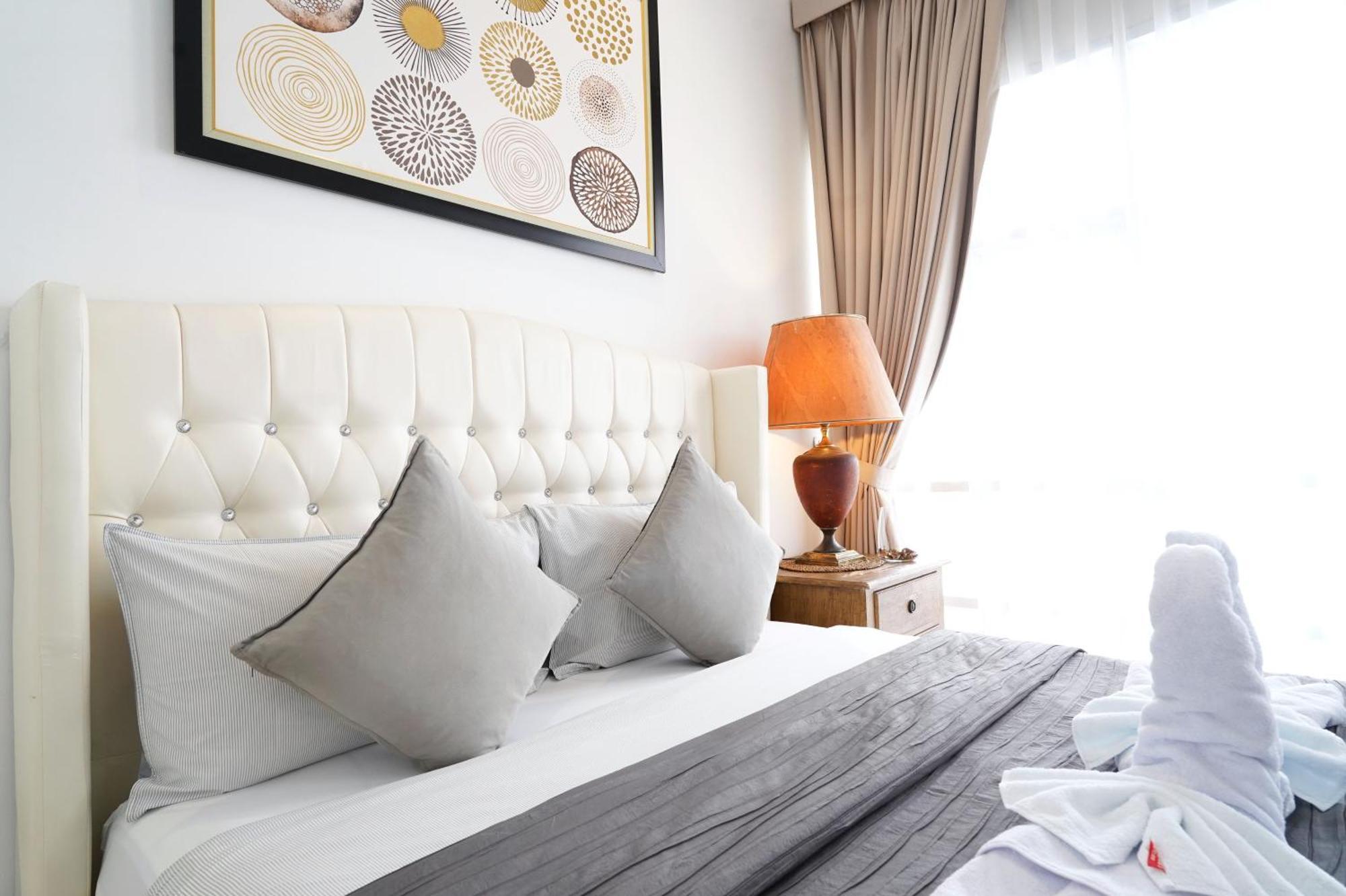 2Br Lucky Tower Residence Jakarta Old Town Top Floor Condo Kültér fotó